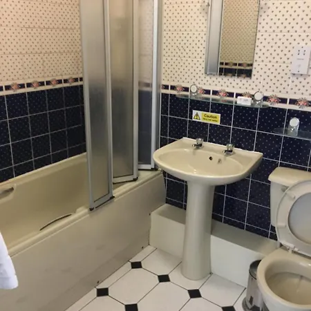 Hope And Anchor Bed and Breakfast *